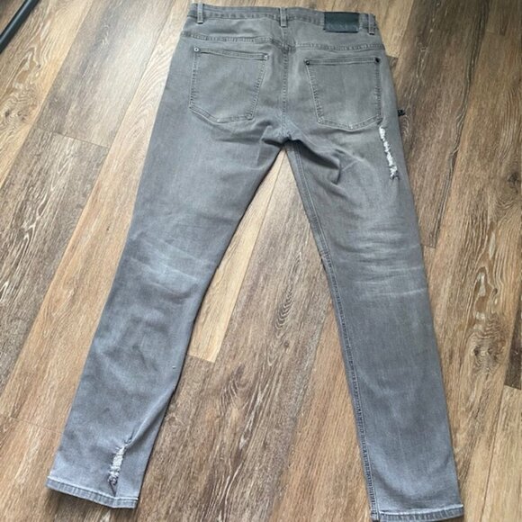 Young and Reckless Y&R Men's Ripped Jeans Size 34 Gray stretch 5 pocket - Picture 9 of 16
